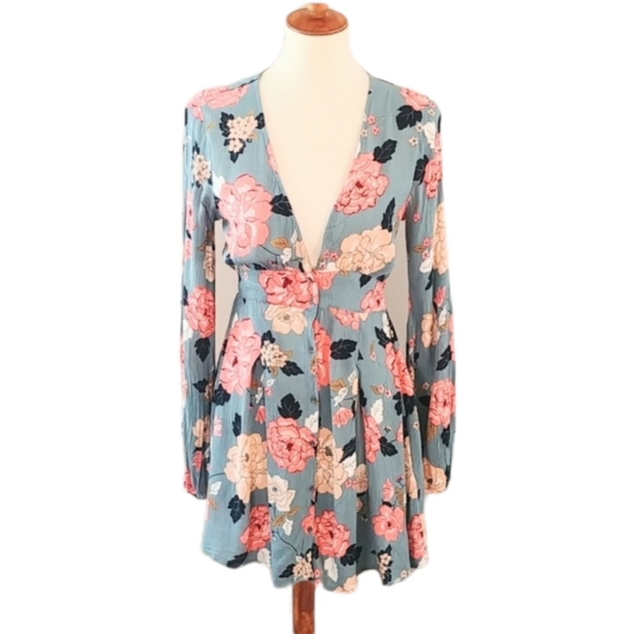 NWOT BILLABONG Your Love Floral Mini Dress - Picture 4 of 11